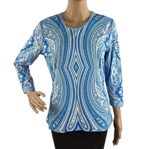 J. McLaughlin Signature Tee M Blue Paisley Print Top Catalina Cloth Dillard’s